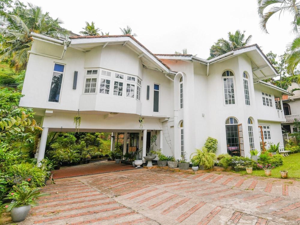 Kandy Green View Bungalow Экстерьер фото