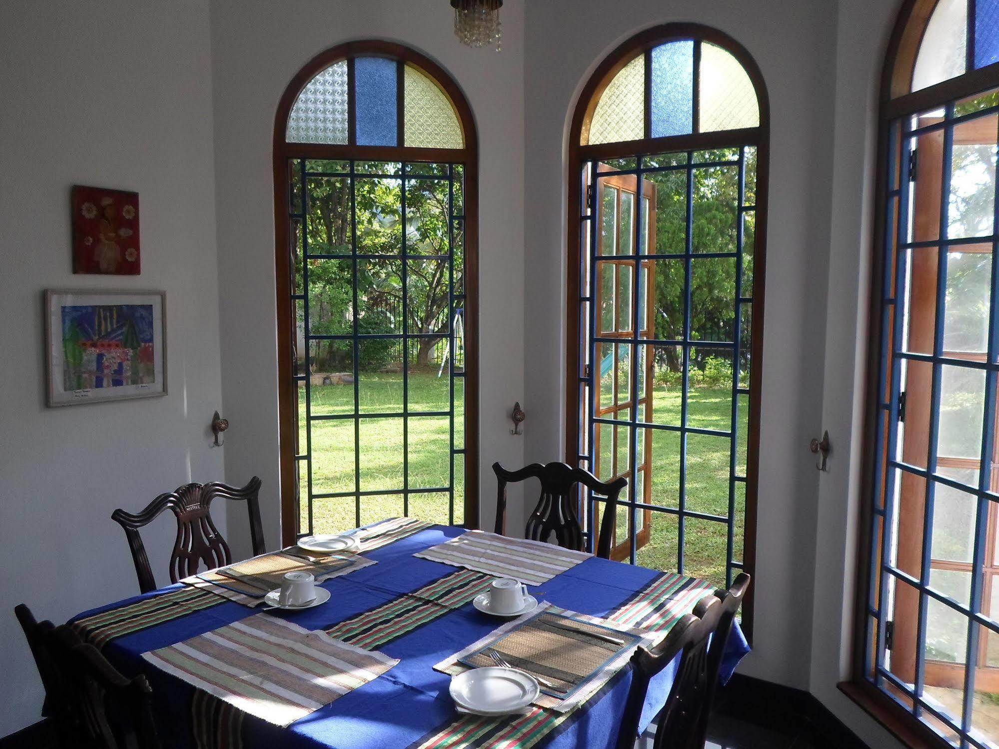 Kandy Green View Bungalow Экстерьер фото