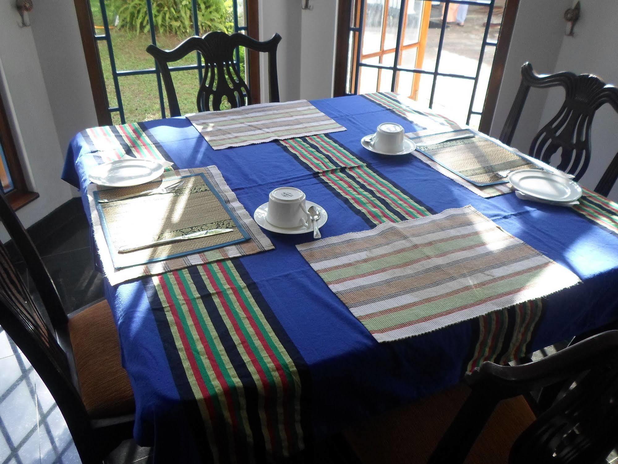 Kandy Green View Bungalow Экстерьер фото