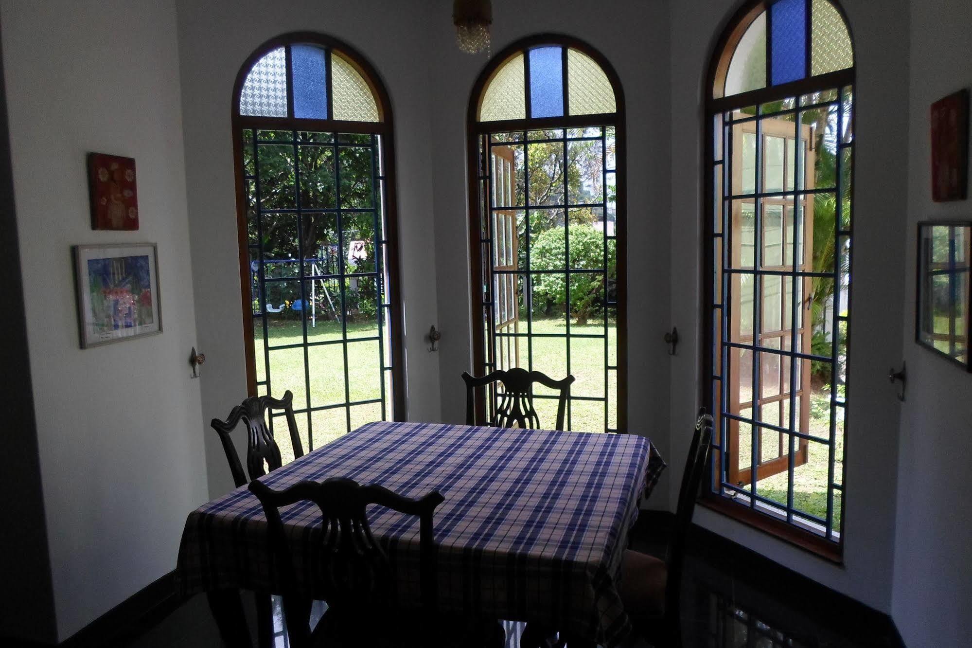 Kandy Green View Bungalow Экстерьер фото